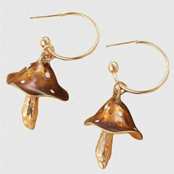 Anthropologie Jewelry - Mushroom earring A655